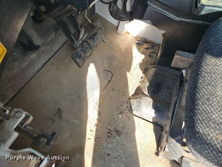 image for item DT7597 2008 Spra-Coupe 4460 sprayer