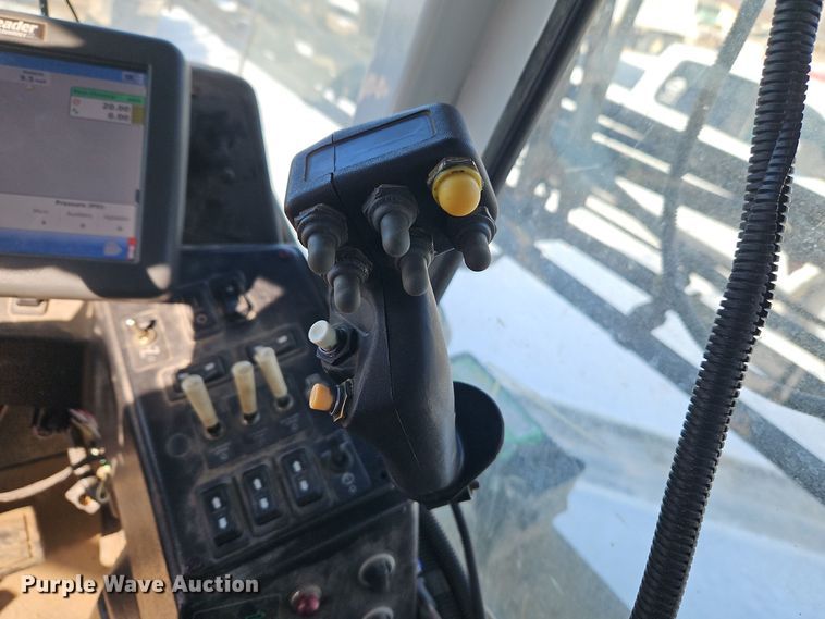 image for item DT7597 2008 Spra-Coupe 4460 sprayer