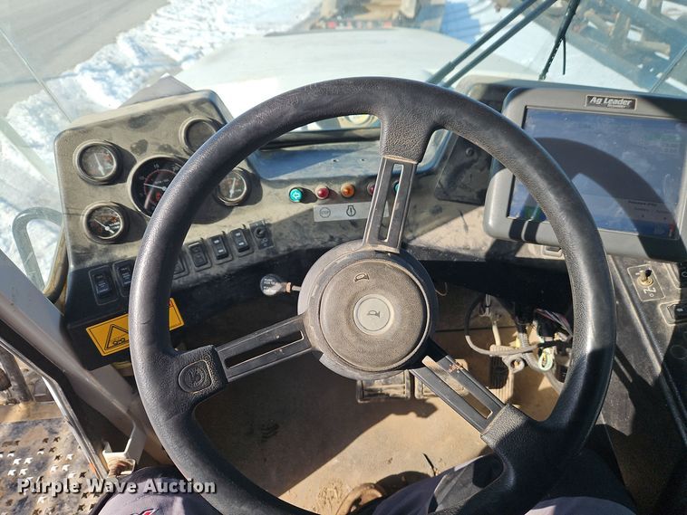 image for item DT7597 2008 Spra-Coupe 4460 sprayer