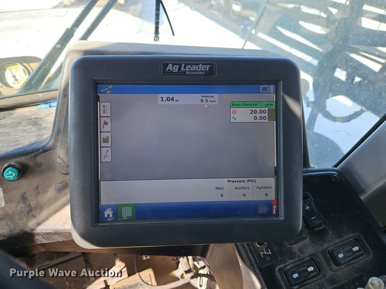 image for item DT7597 2008 Spra-Coupe 4460 sprayer