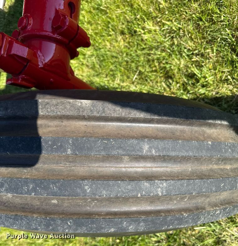 image for item DV2623 1979 International F-986 tractor