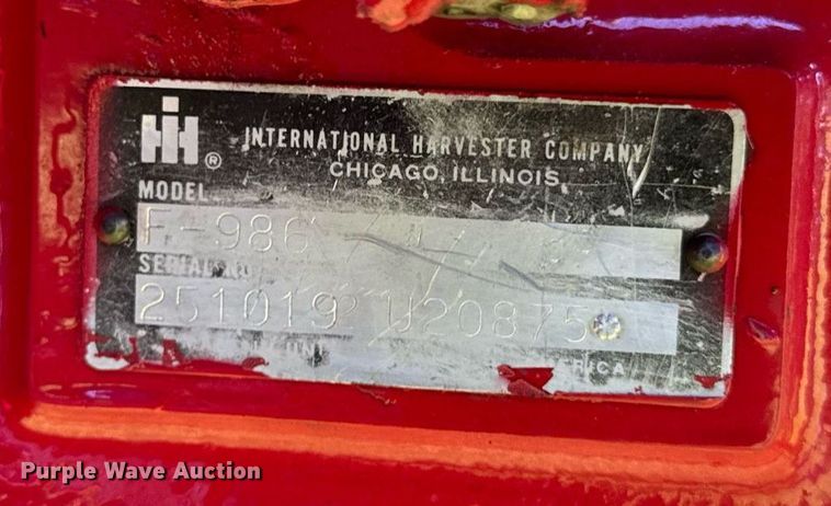 image for item DV2623 1979 International F-986 tractor