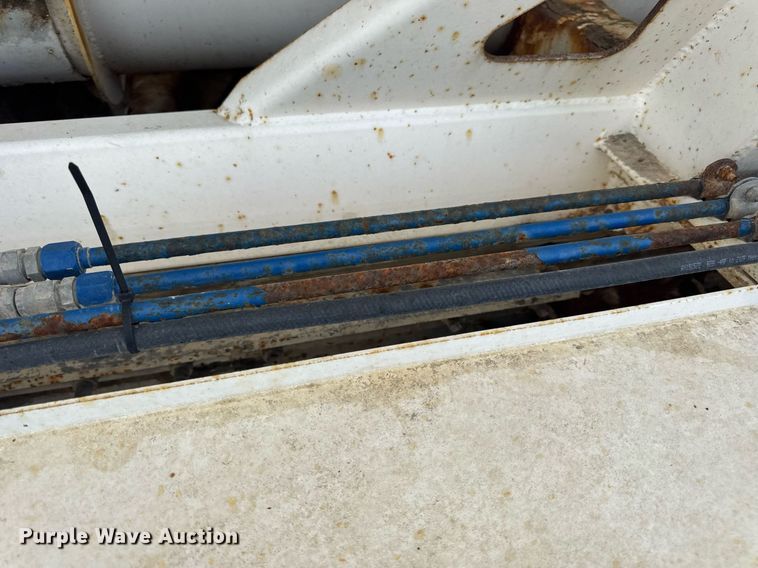 image for item DV4019 2002 Mack CX613 fertilizer delivery truck