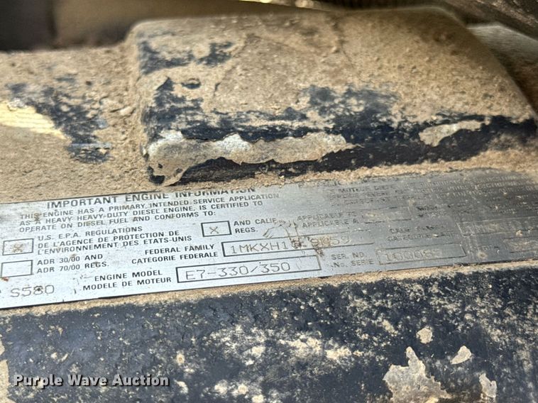 image for item DV4019 2002 Mack CX613 fertilizer delivery truck