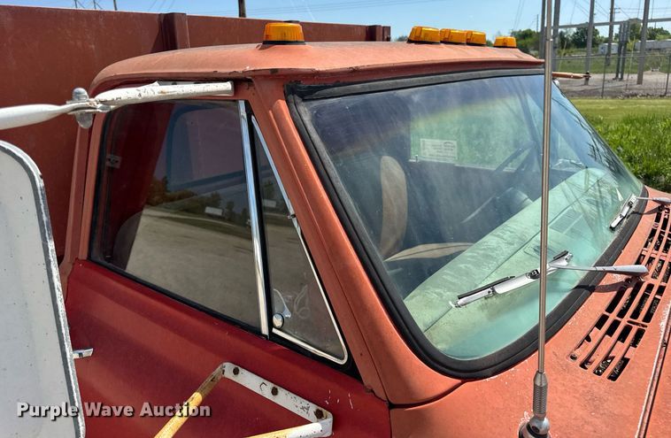 image for item DV4020 1969 Chevrolet C50 grain truck