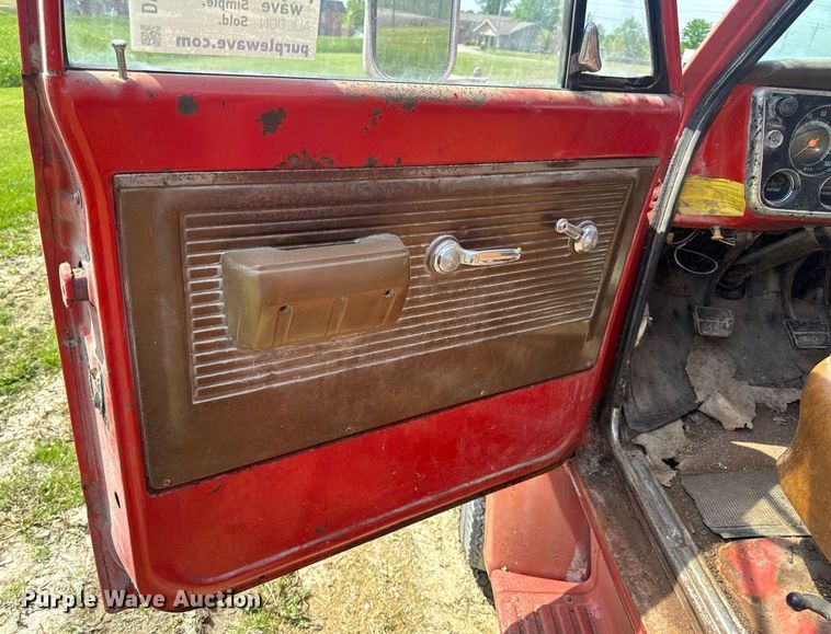 image for item DV4020 1969 Chevrolet C50 grain truck