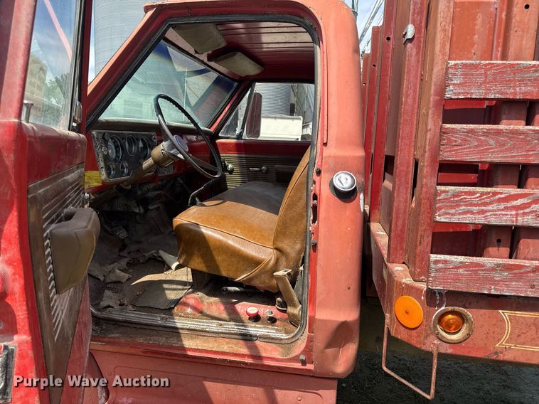 image for item DV4020 1969 Chevrolet C50 grain truck