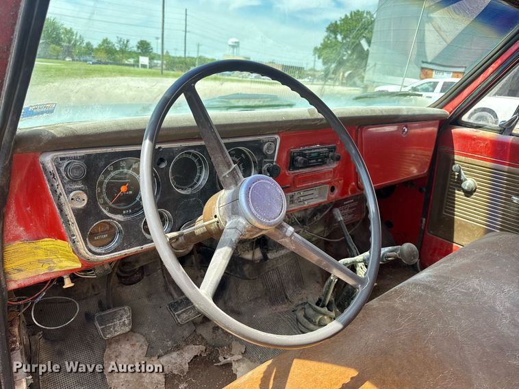 image for item DV4020 1969 Chevrolet C50 grain truck