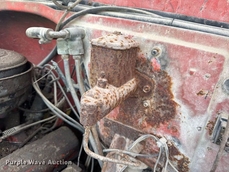 image for item DV4020 1969 Chevrolet C50 grain truck