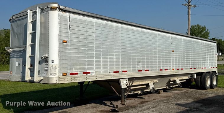 image for item DV4037 1999 Timpte Super Hopper grain trailer