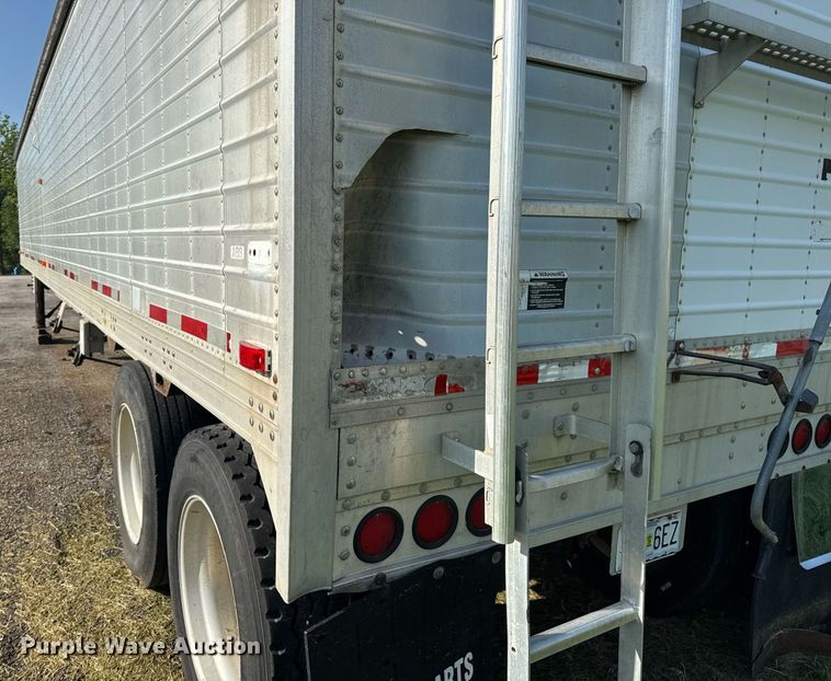 image for item DV4037 1999 Timpte Super Hopper grain trailer