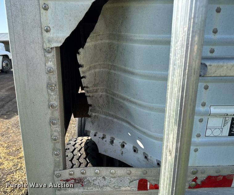 image for item DV4037 1999 Timpte Super Hopper grain trailer