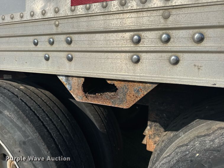 image for item DV4037 1999 Timpte Super Hopper grain trailer