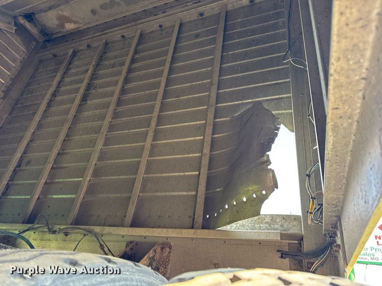 image for item DV4037 1999 Timpte Super Hopper grain trailer