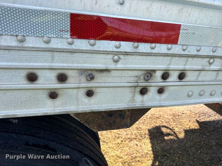 image for item DV4037 1999 Timpte Super Hopper grain trailer