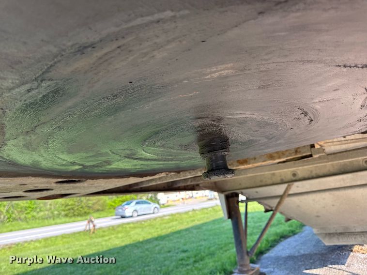 image for item DV4037 1999 Timpte Super Hopper grain trailer