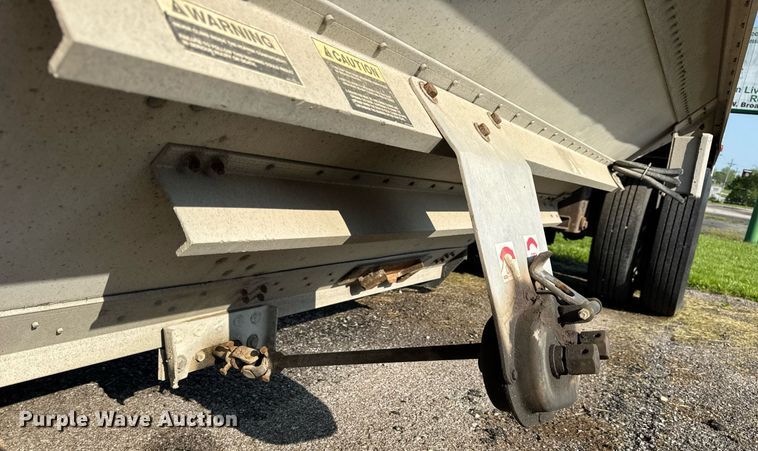 image for item DV4037 1999 Timpte Super Hopper grain trailer