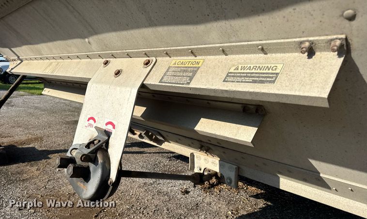 image for item DV4037 1999 Timpte Super Hopper grain trailer