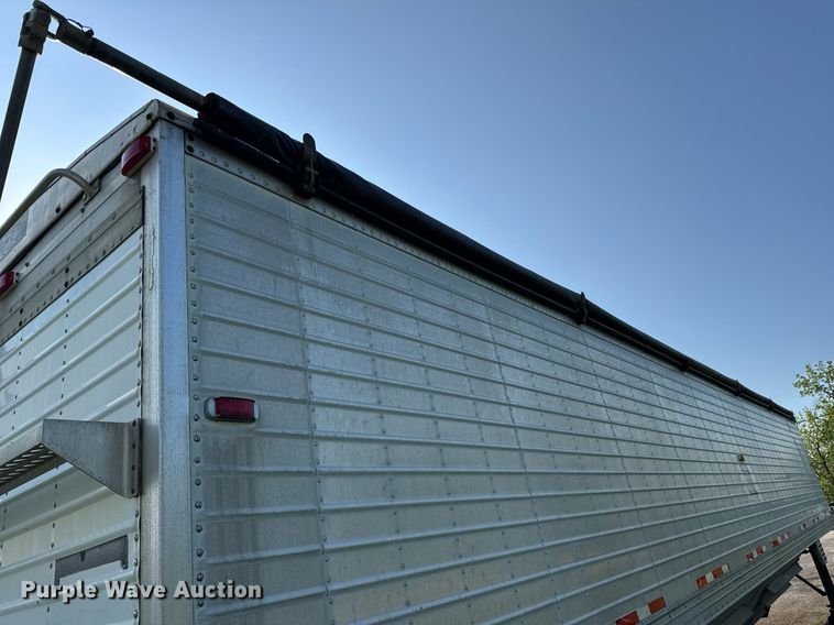 image for item DV4037 1999 Timpte Super Hopper grain trailer
