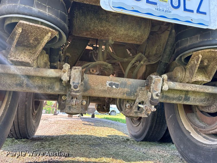 image for item DV4037 1999 Timpte Super Hopper grain trailer