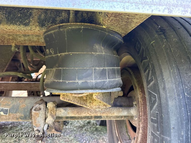 image for item DV4037 1999 Timpte Super Hopper grain trailer