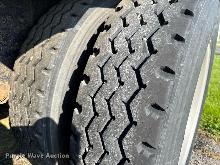 image for item DV4037 1999 Timpte Super Hopper grain trailer