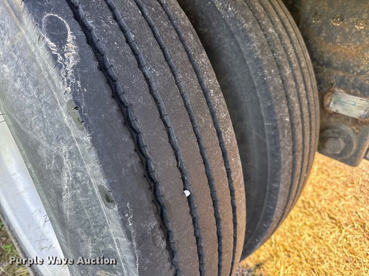 image for item DV4037 1999 Timpte Super Hopper grain trailer