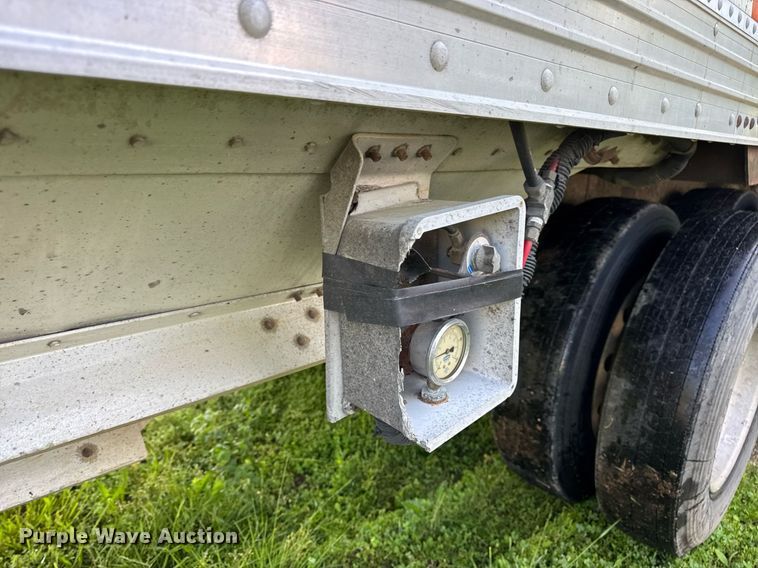 image for item DV4038 2006 Timpte Super Hopper grain trailer