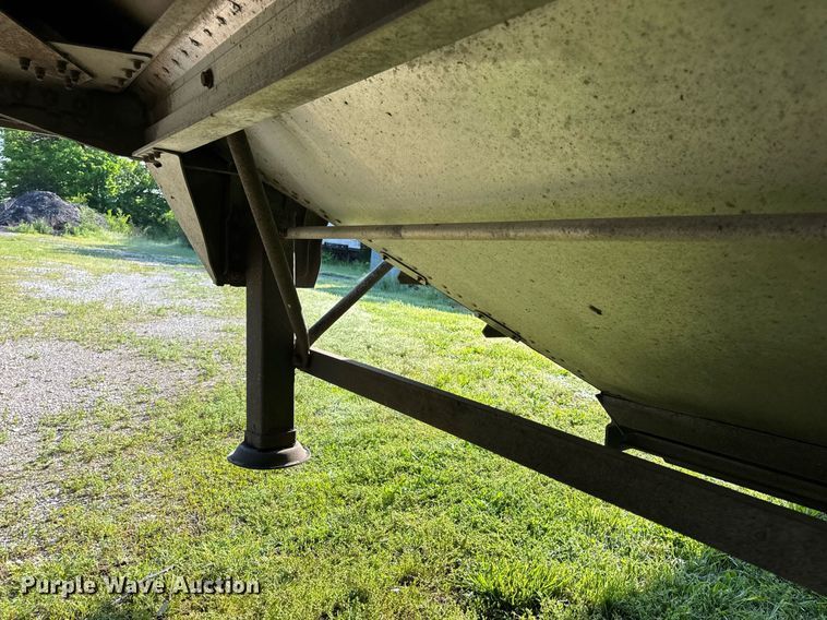 image for item DV4038 2006 Timpte Super Hopper grain trailer