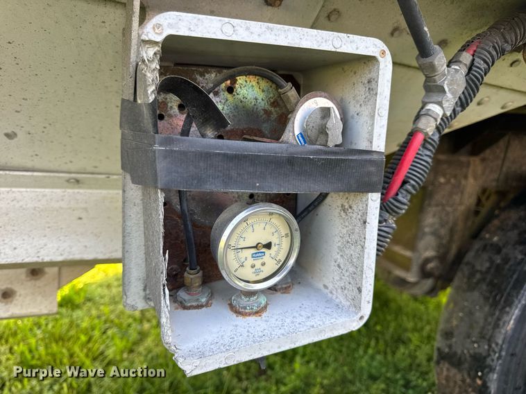 image for item DV4038 2006 Timpte Super Hopper grain trailer