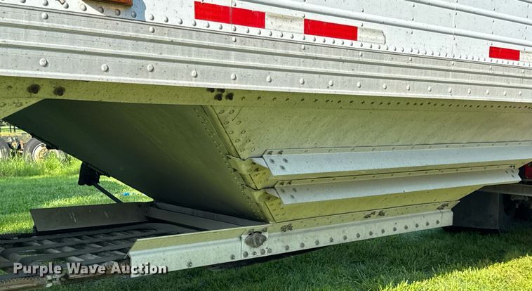 image for item DV4038 2006 Timpte Super Hopper grain trailer