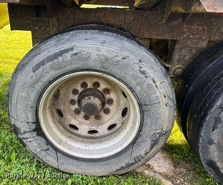 image for item DV4038 2006 Timpte Super Hopper grain trailer