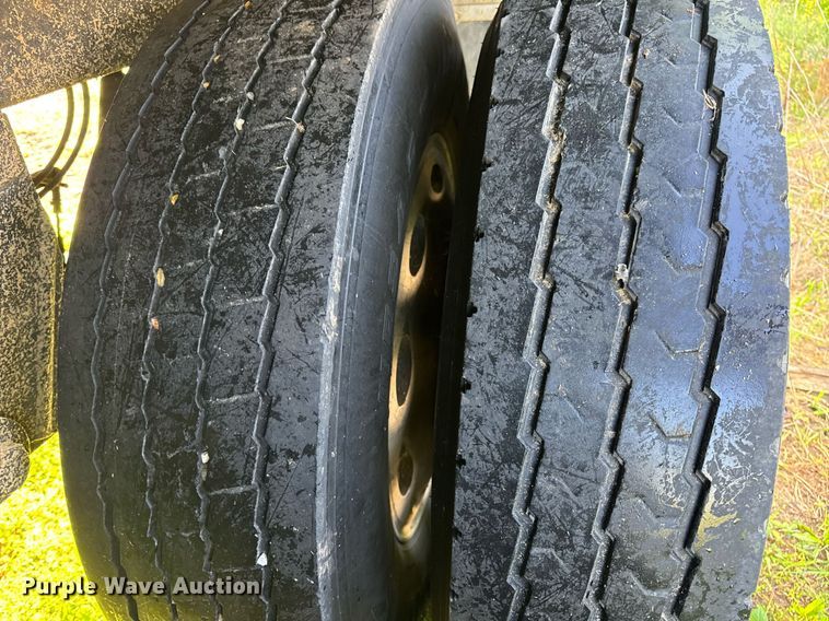 image for item DV4038 2006 Timpte Super Hopper grain trailer