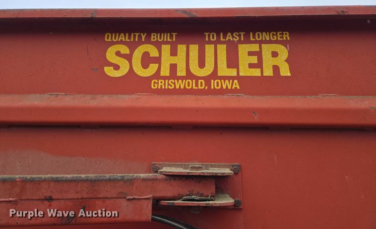 image for item DW7011 Schuler SRM 453 feed wagon