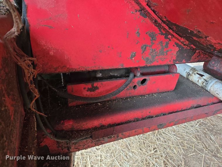 image for item DW7011 Schuler SRM 453 feed wagon