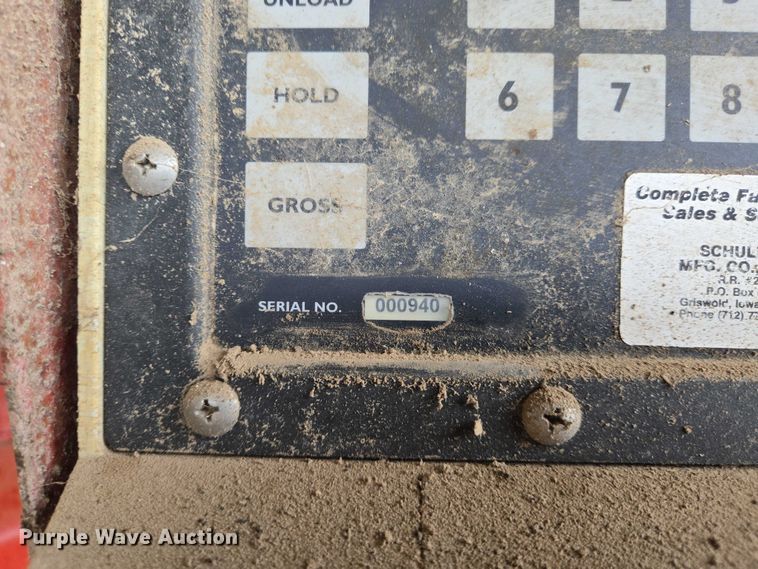 image for item DW7011 Schuler SRM 453 feed wagon