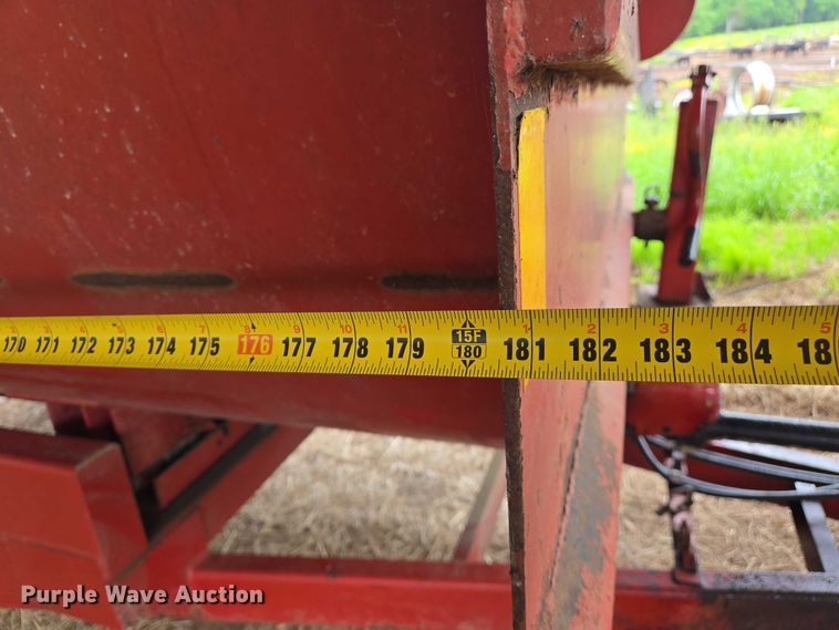 image for item DW7011 Schuler SRM 453 feed wagon