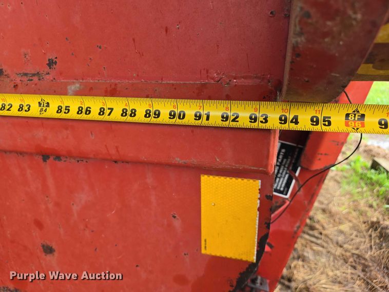 image for item DW7011 Schuler SRM 453 feed wagon