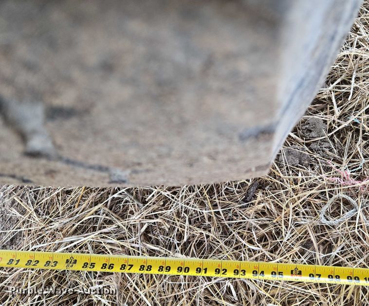 image for item DW7011 Schuler SRM 453 feed wagon