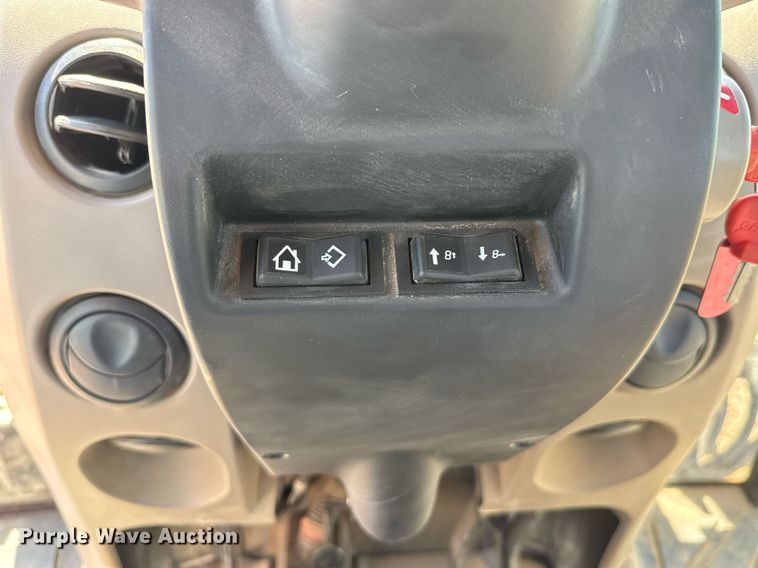 image for item DX8987 2016 Case Farmall 75C MFWD tractor