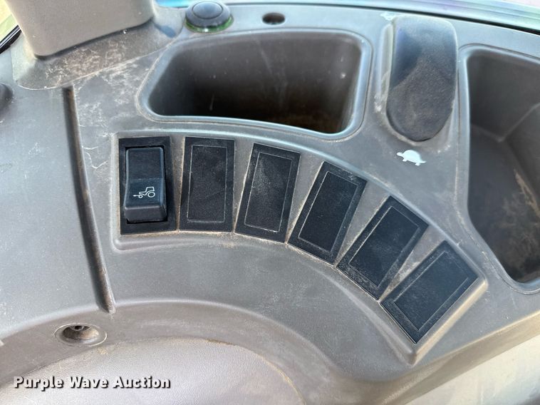 image for item DX8987 2016 Case Farmall 75C MFWD tractor