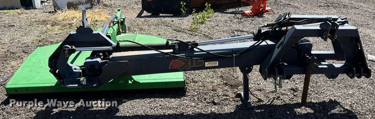 image for item DX8989 John Deere MX6 rotary mower