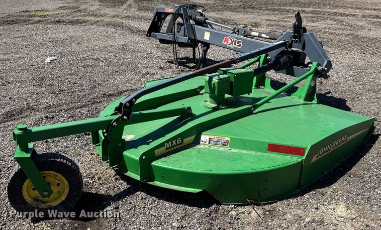 image for item DX8989 John Deere MX6 rotary mower