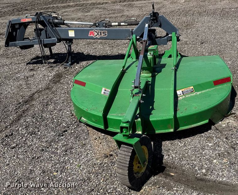 image for item DX8989 John Deere MX6 rotary mower