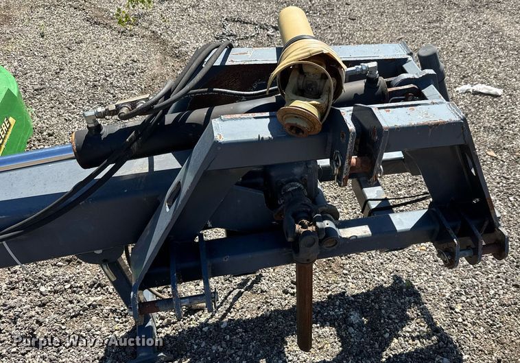 image for item DX8989 John Deere MX6 rotary mower