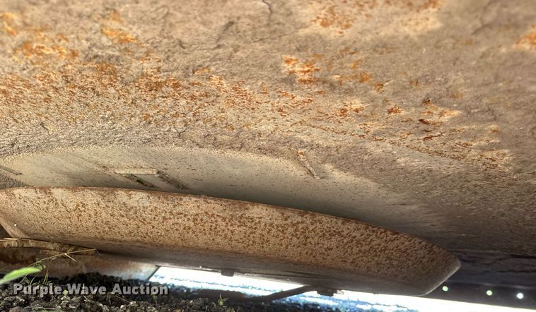 image for item DX8989 John Deere MX6 rotary mower