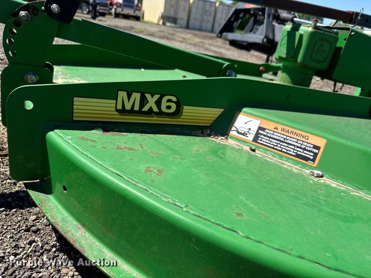 image for item DX8989 John Deere MX6 rotary mower
