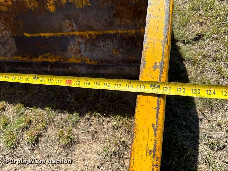 image for item DX8998 St. John Welding Level-all box blade