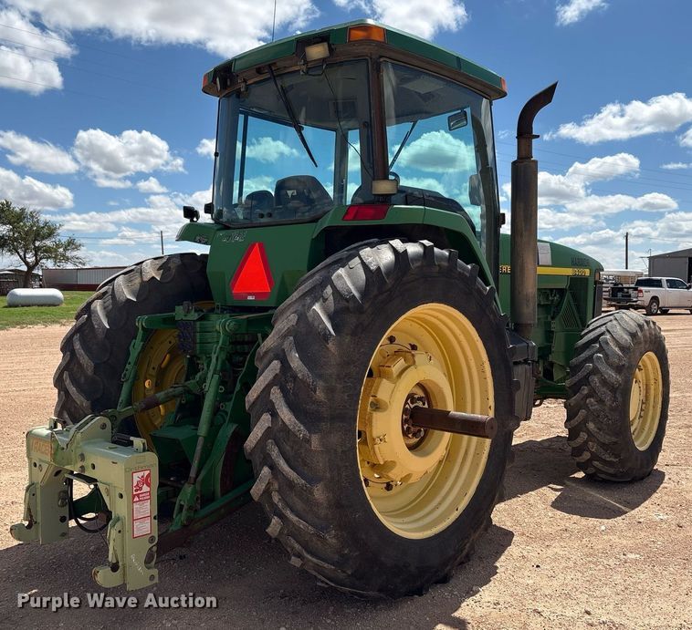 image for item DY2485 1998 John Deere 8400 MFWD tractor