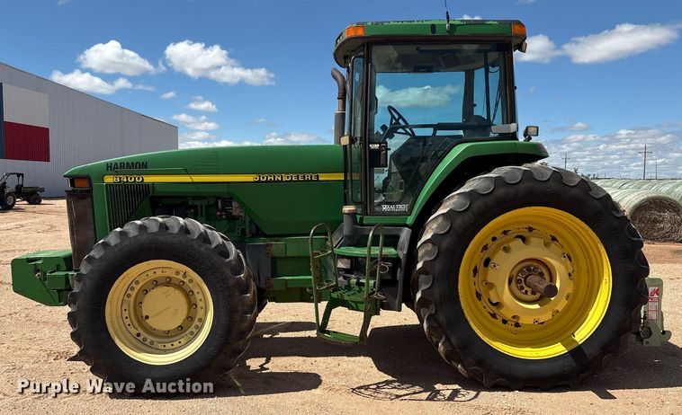image for item DY2485 1998 John Deere 8400 MFWD tractor